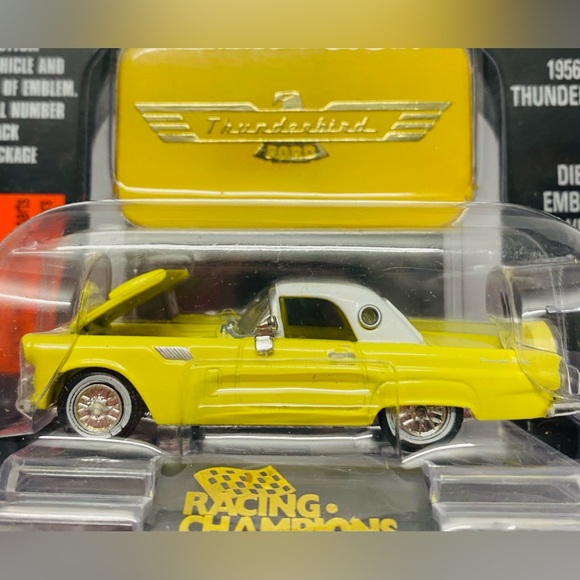 Racing Champions Mint Edition 1956 Ford ThunderBird Issue #6 - Picture 2 of 6